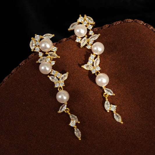 Floraison Pearl Earrings