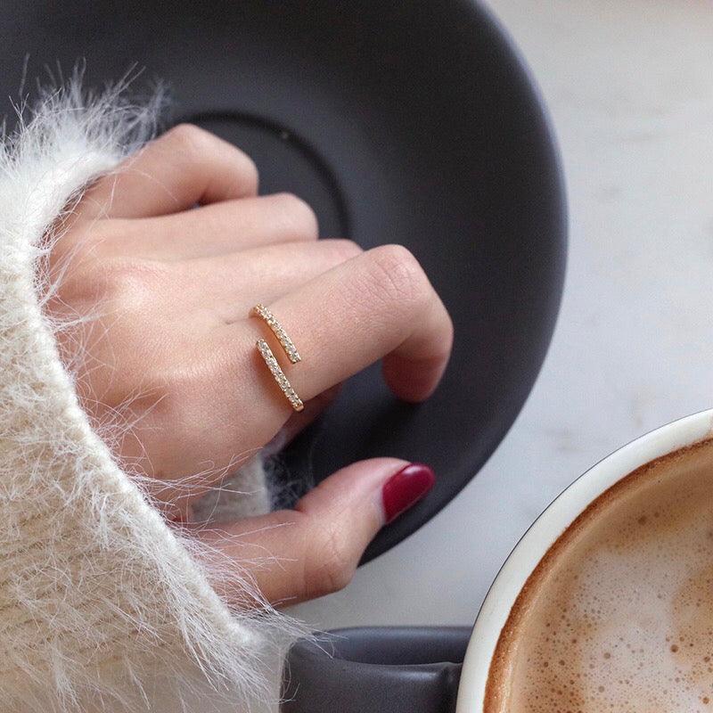 9 to 5 Ring - Shauna - Gold - Plated - Abbott Atelier