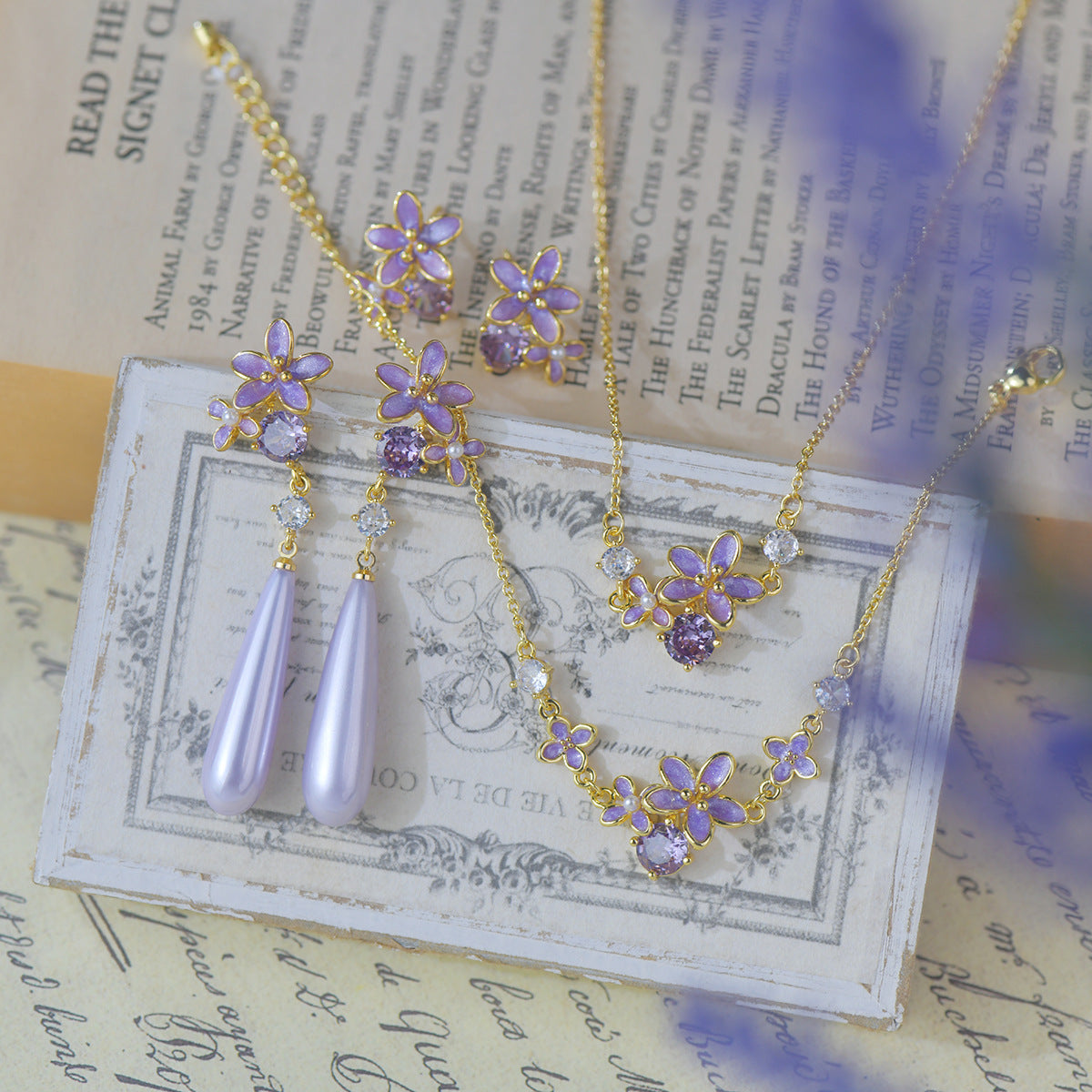 Collier Valse du Papillon Violet
