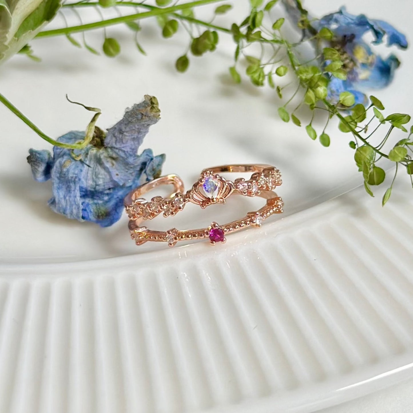 Rose Gold Tiara Ring - Valentina