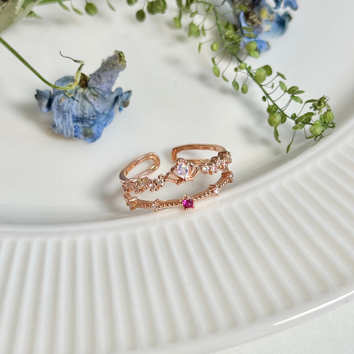 Rose Gold Tiara Ring - Valentina