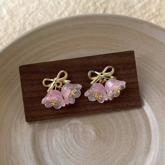 Bellefleur Earrings in Petal Pink - Hypoallergenic - Abbott Atelier