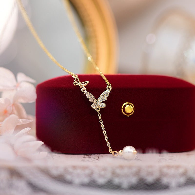 Butterfly Necklace - Courtney - Gold - Plated - Abbott Atelier