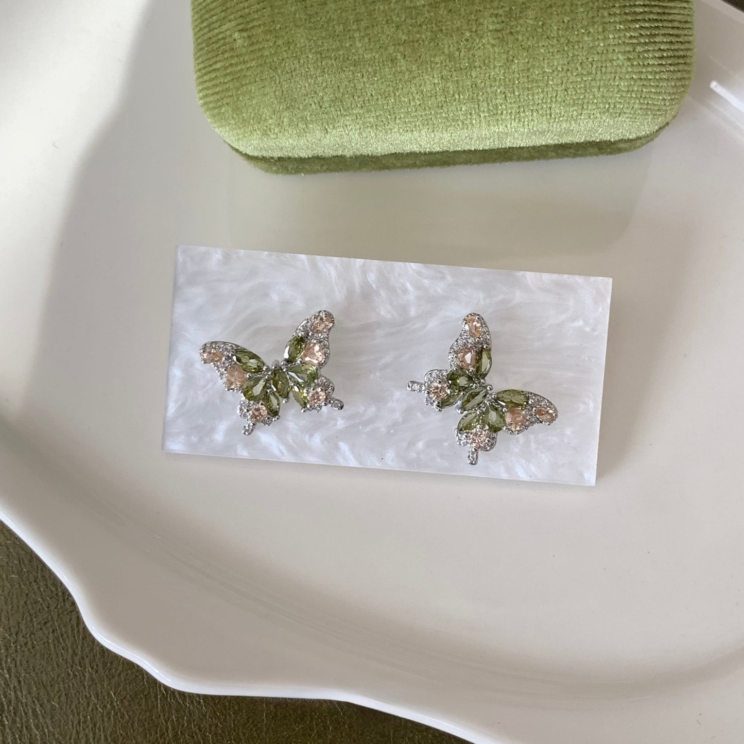 Butterfly Waltz Earrings - Hypoallergenic - Abbott Atelier