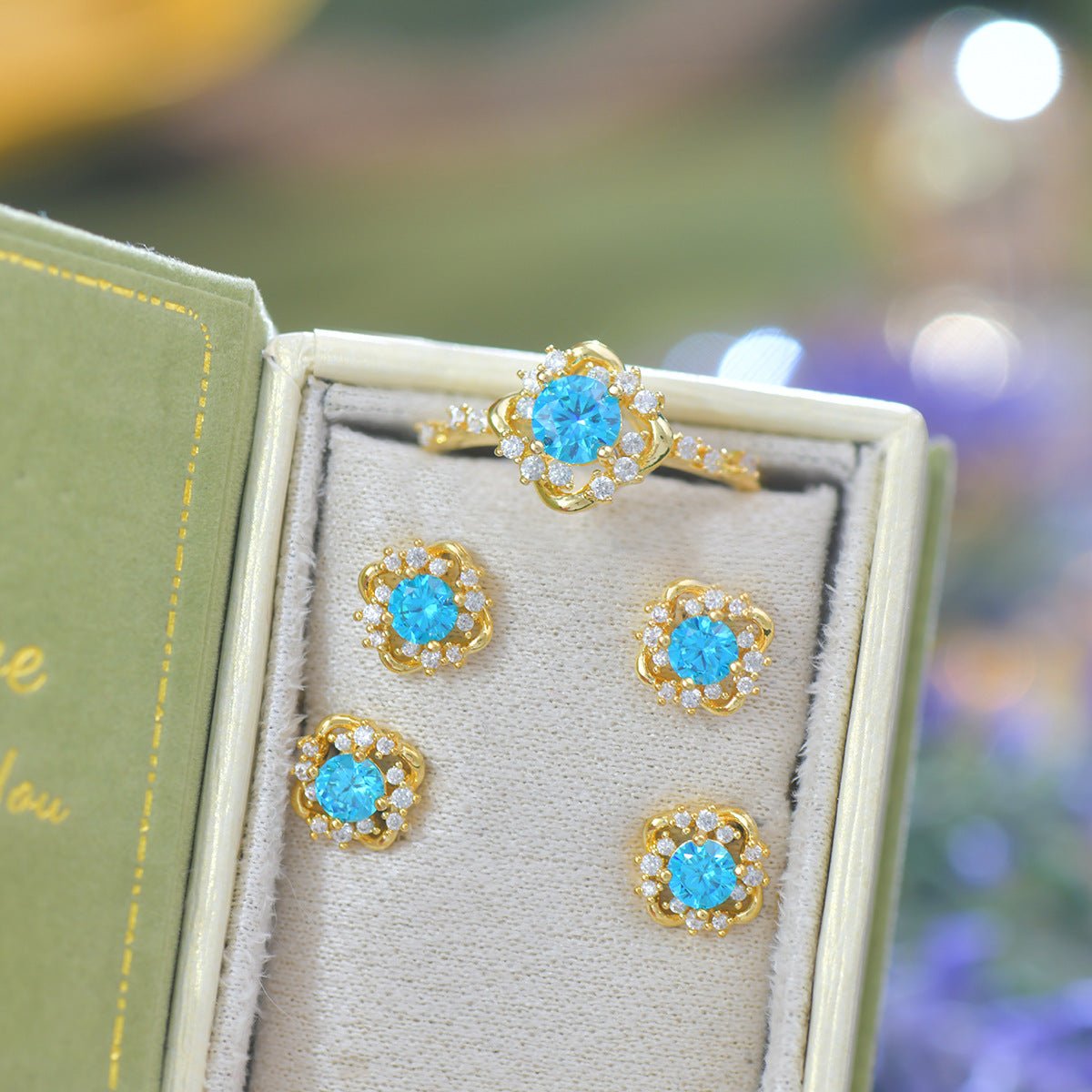 Capri Oceanlight Stud Earrings - Hypoallergenic - Abbott Atelier