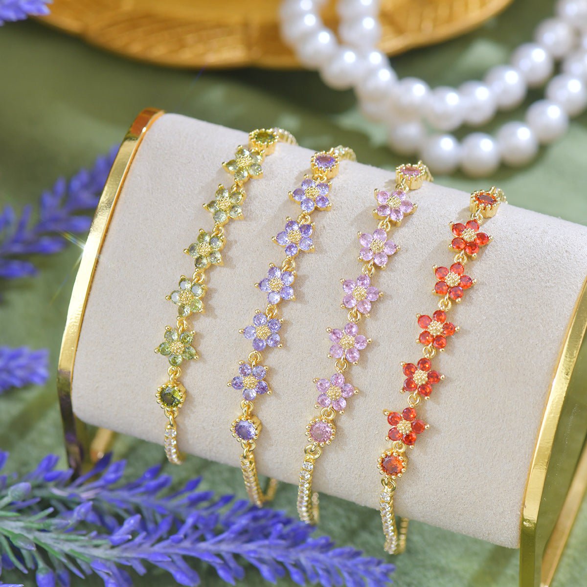 Elaria Bracelet in Green - Gold Plated - Abbott Atelier