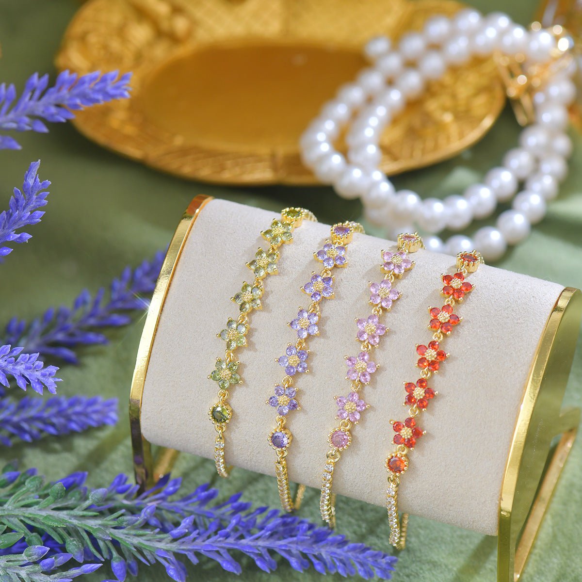 Elaria Bracelet in Green - Gold Plated - Abbott Atelier