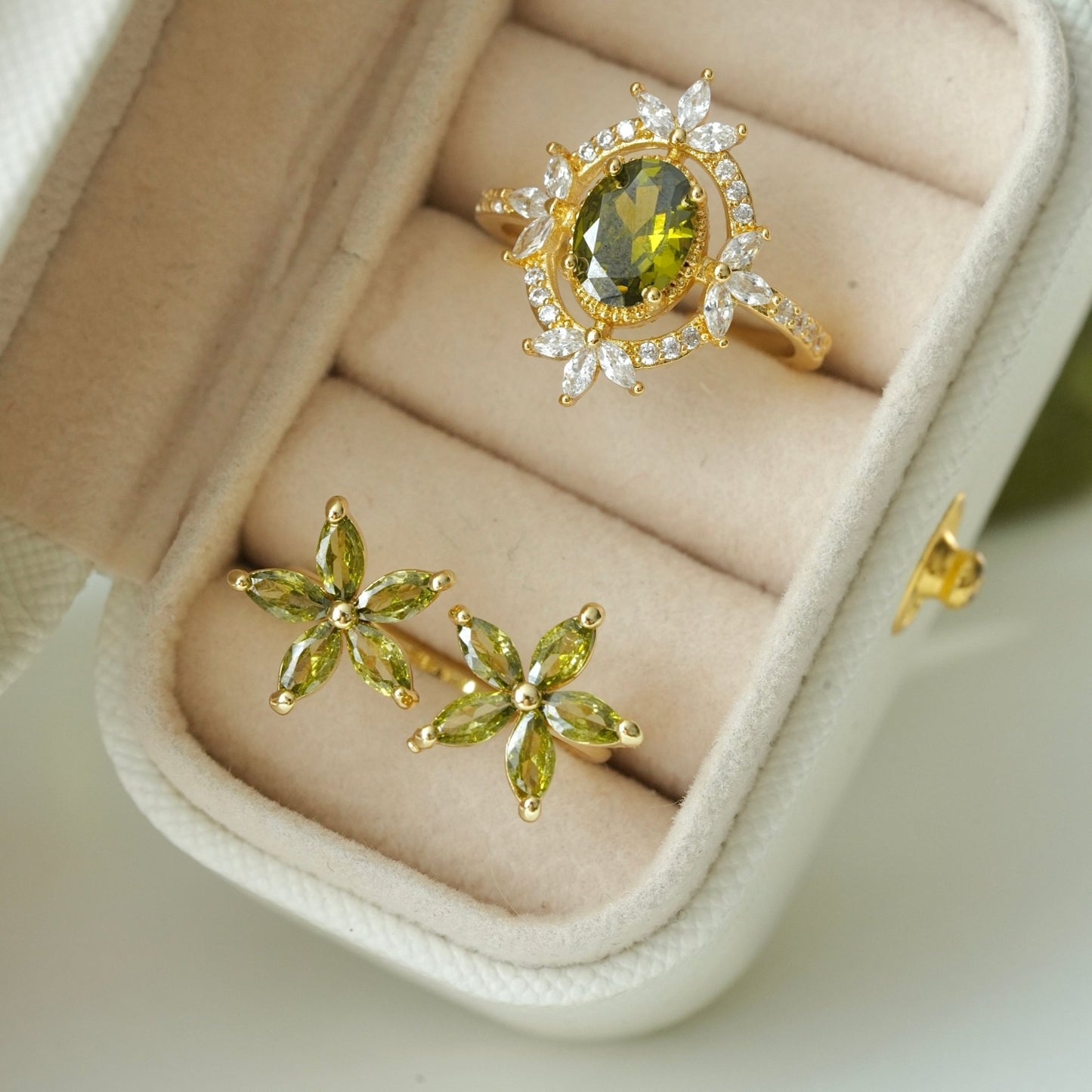 Evergreen Eden Ring - Gold - Plated - Abbott Atelier