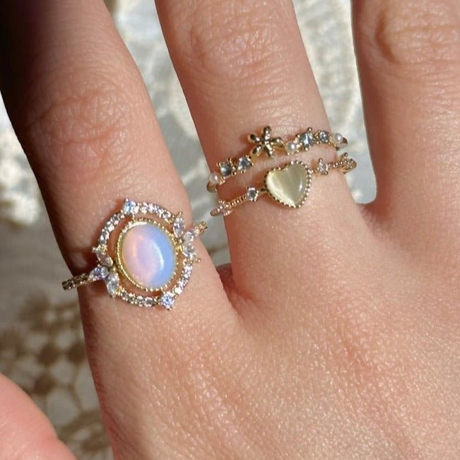 Floral Heart Ring - Sandy - Gold - Plated - Abbott Atelier