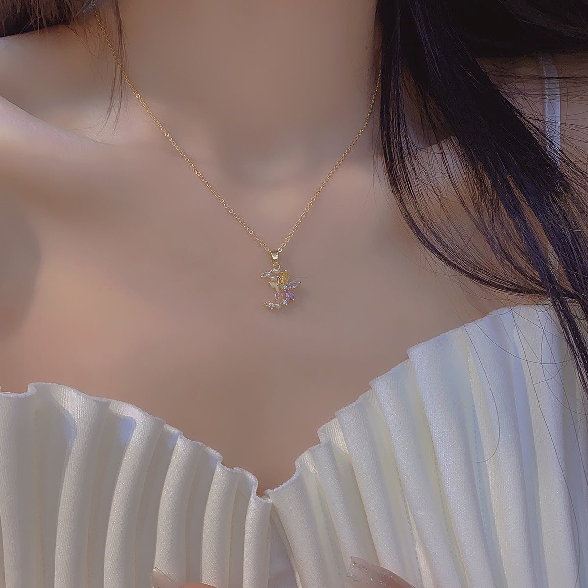 Flower Moon Necklace - Gold - Plated - Abbott Atelier