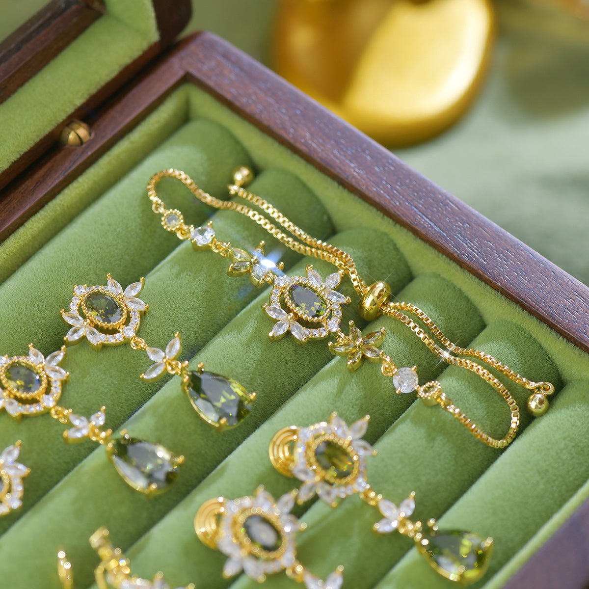 Garden of Eden Bracelet - Gold Plated - Abbott Atelier