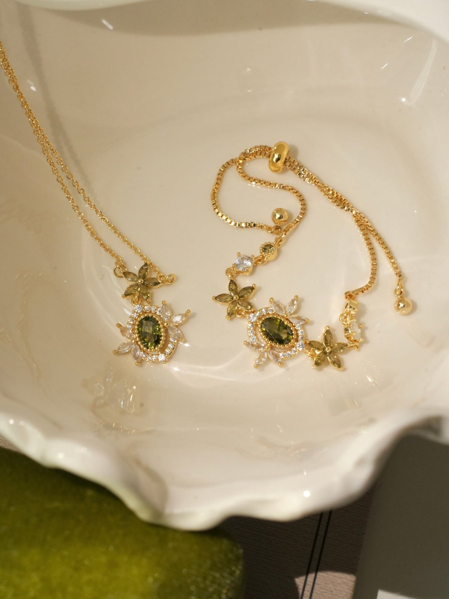Garden of Eden Necklace - Gold Plated - Abbott Atelier