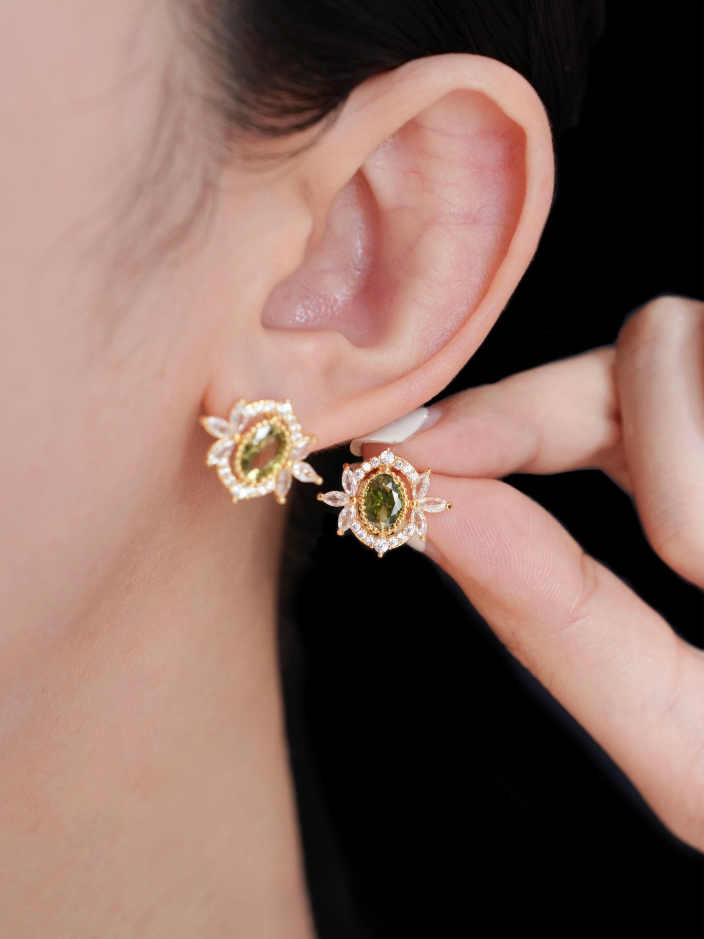 Garden of Eden Stud Earrings - Hypoallergenic - Abbott Atelier