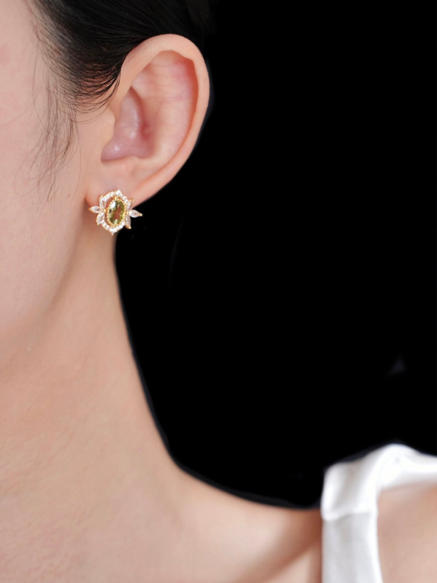 Garden of Eden Stud Earrings - Hypoallergenic - Abbott Atelier