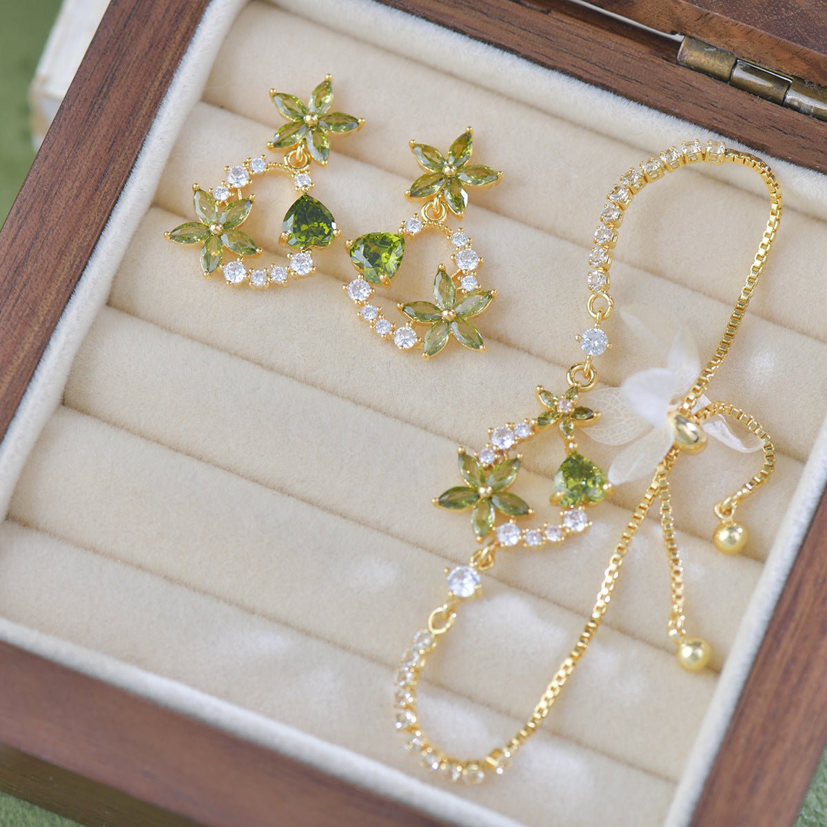 Heart of Spring Earrings - Hypoallergenic - Abbott Atelier