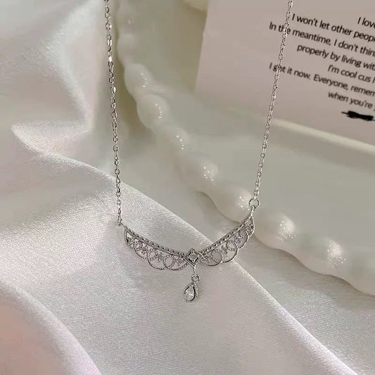 Lace Teardrop Necklace (Solid Silver) - Hypoallergenic - Abbott Atelier