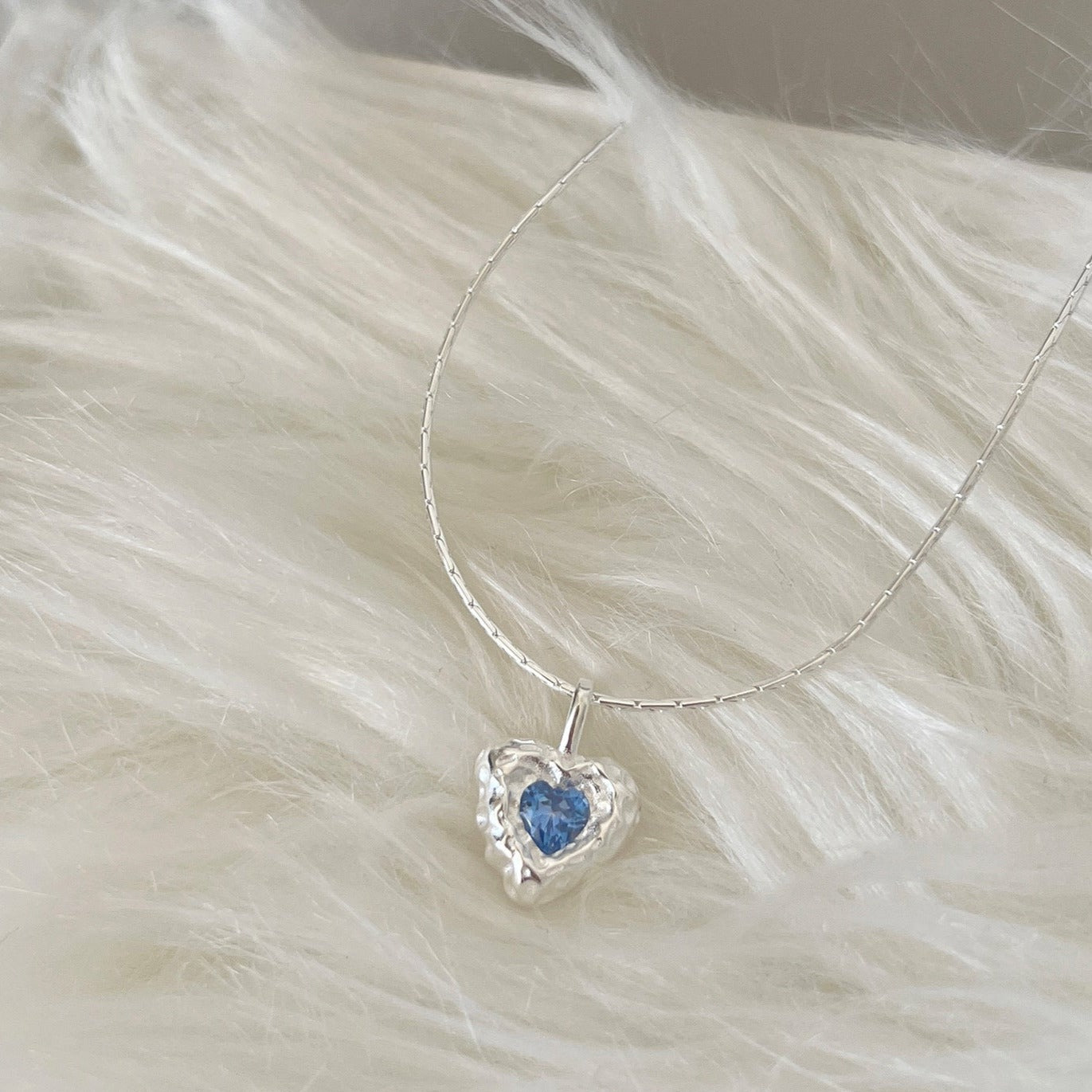 Ocean Heart Necklace (Solid Silver) - Hypoallergenic - Abbott Atelier