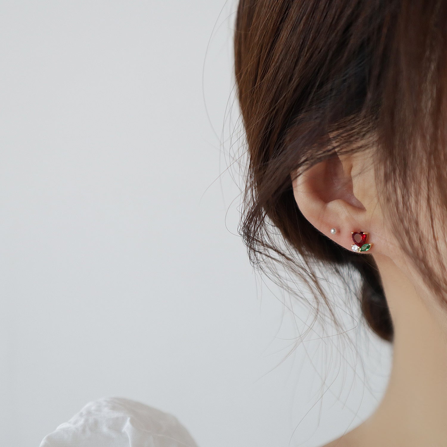 Red Heart Stud Earrings - Hypoallergenic - Abbott Atelier