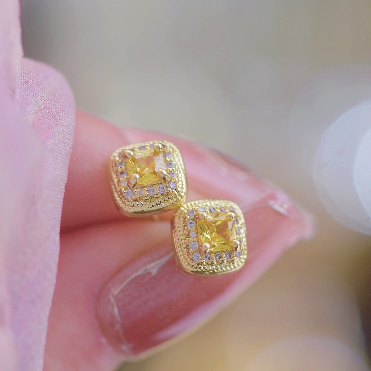 Sunlight Halo Stud Earrings - Gold Plated - Abbott Atelier