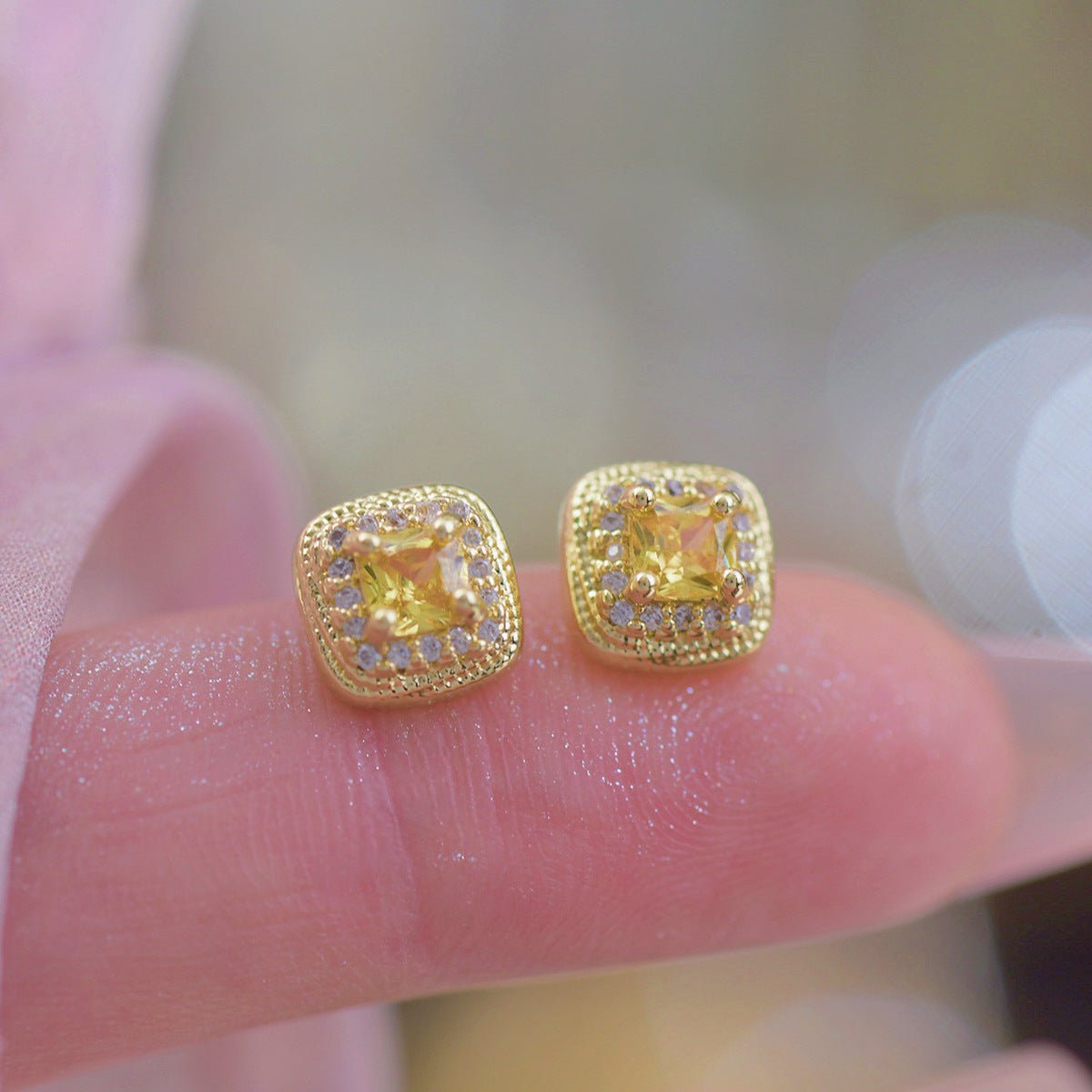 Sunlight Halo Stud Earrings - Gold Plated - Abbott Atelier