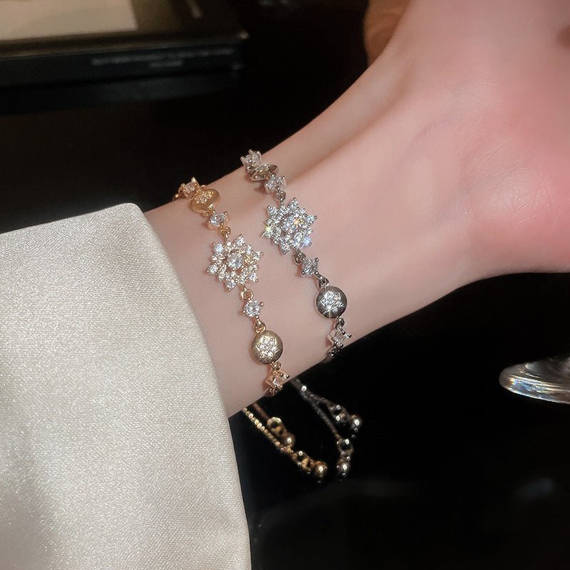 Sunlit Fleur Bracelet - Gold Plated - Abbott Atelier