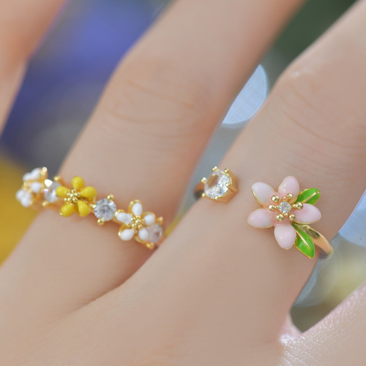 Sunshine Daisy Ring - Gold - Plated - Abbott Atelier