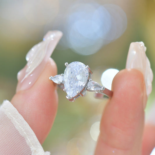 Teardrop Muse Ring - Gold - Plated - Abbott Atelier