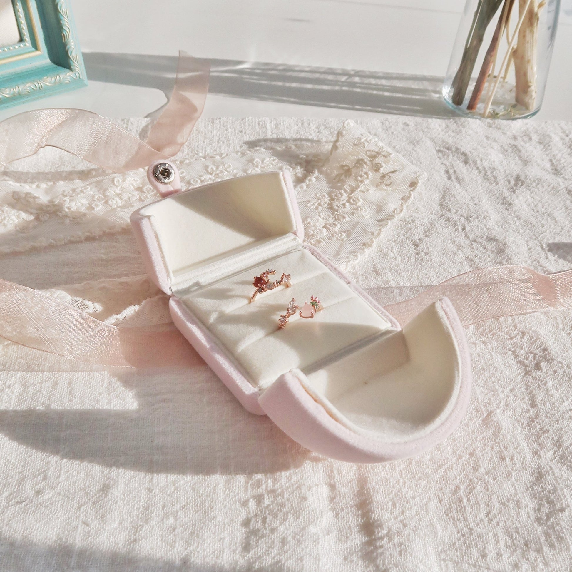 Velvet Jewelry Box - Abbott Atelier - Abbott Atelier