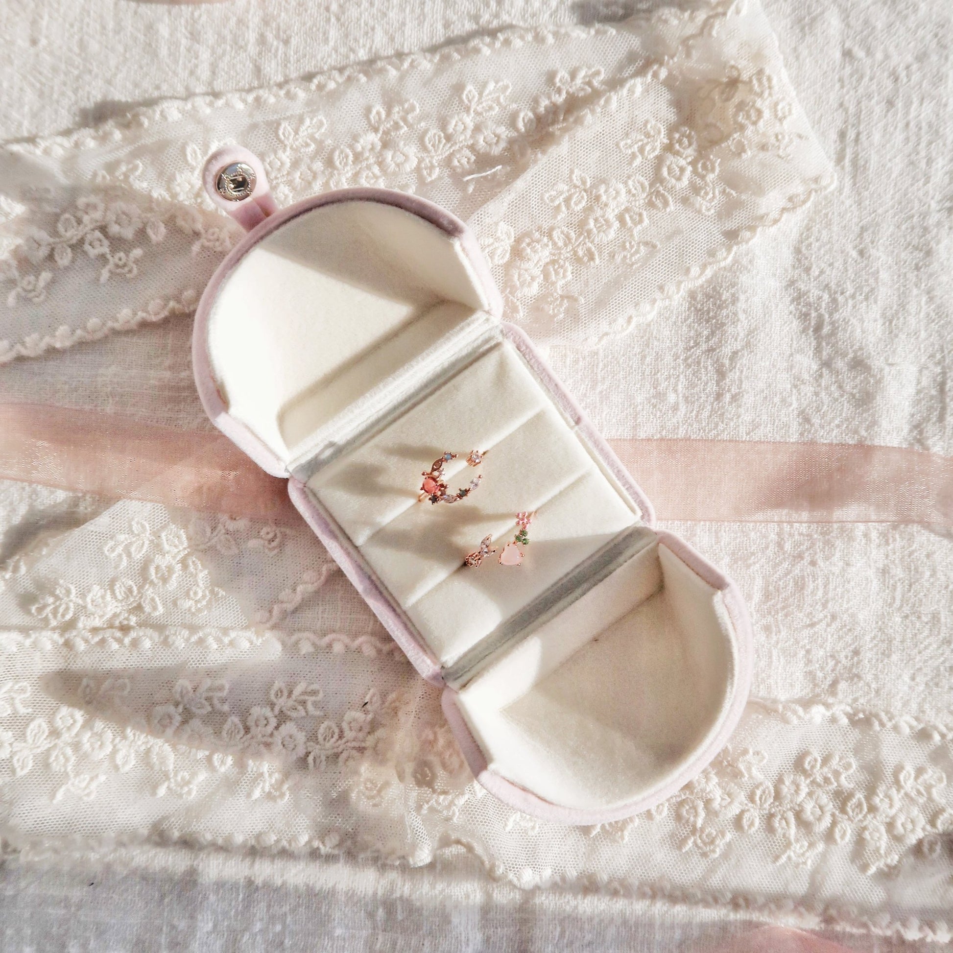 Velvet Jewelry Box - Abbott Atelier - Abbott Atelier