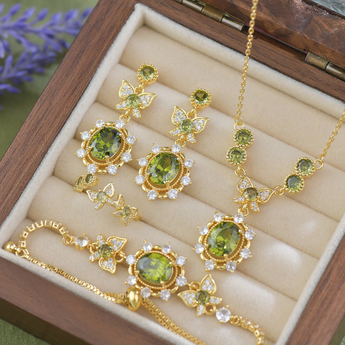Verdant Flutter Bracelet - Gold Plated - Abbott Atelier