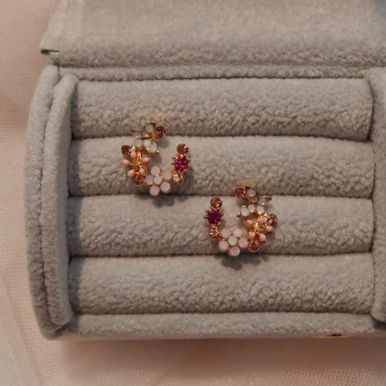 Flower & Butterfly Stud Earrings 050 - Abbott Atelier