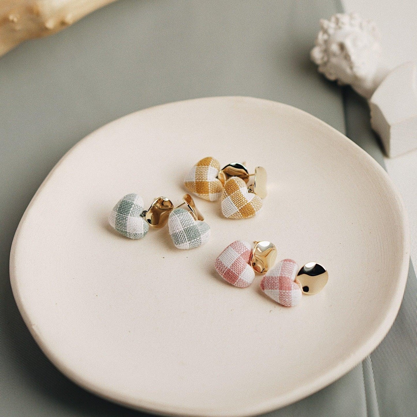 Heart Earrings 205 - Abbott Atelier
