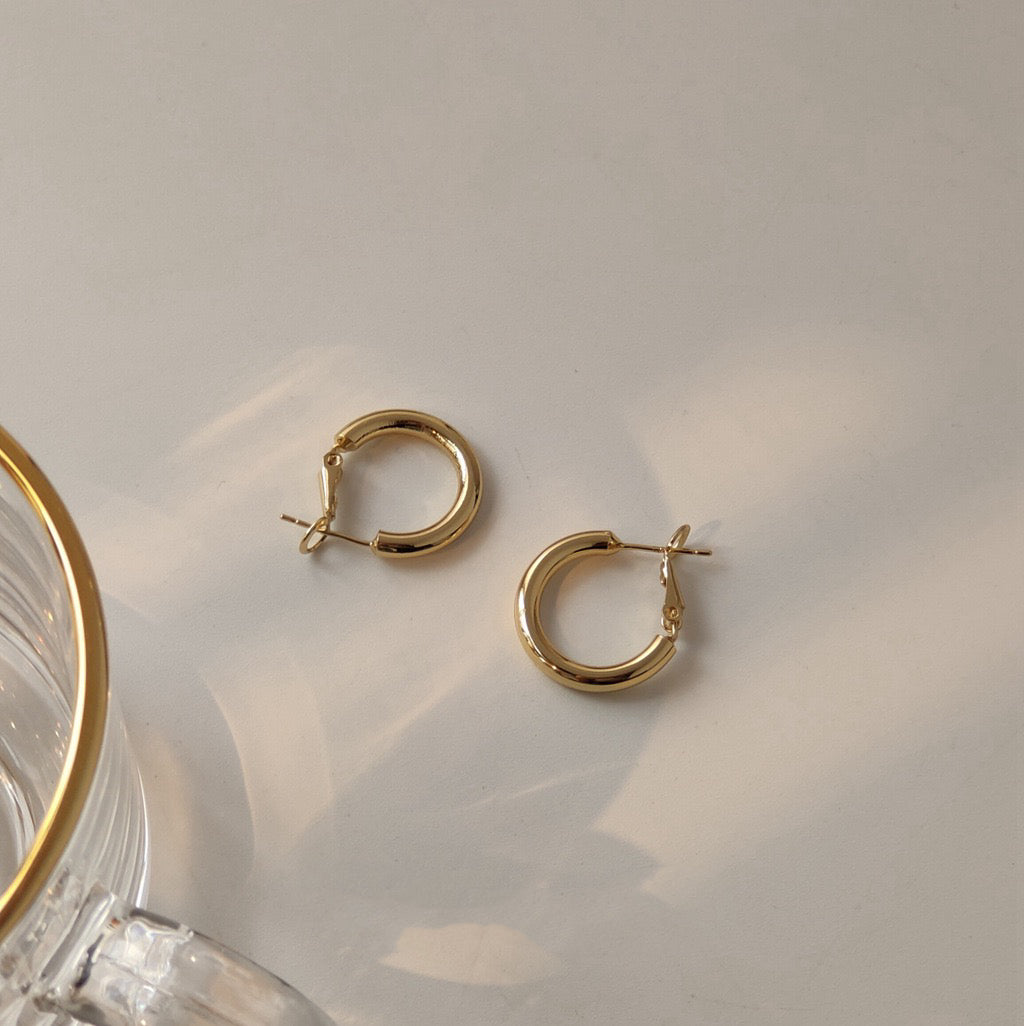 9 to 5 Hoop Earrings - Erin