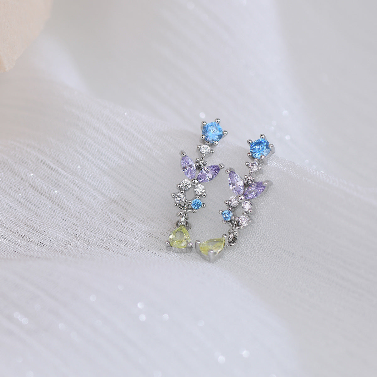 Butterfly Drop Earrings - Betty (2 Colors)