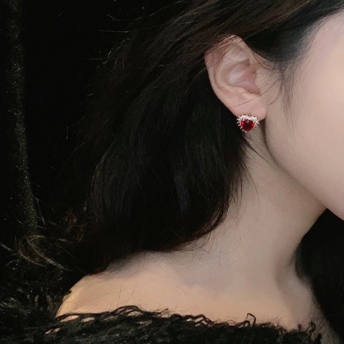 [Sample Sale] Rouge Heart Earrings
