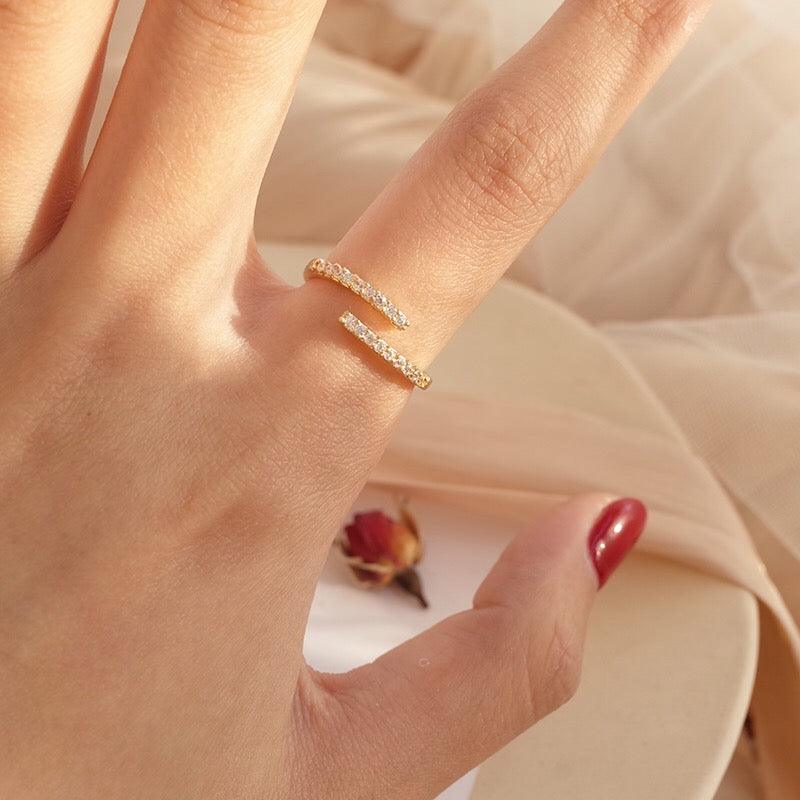 9 to 5 Ring - Shauna - Gold - Plated - Abbott Atelier