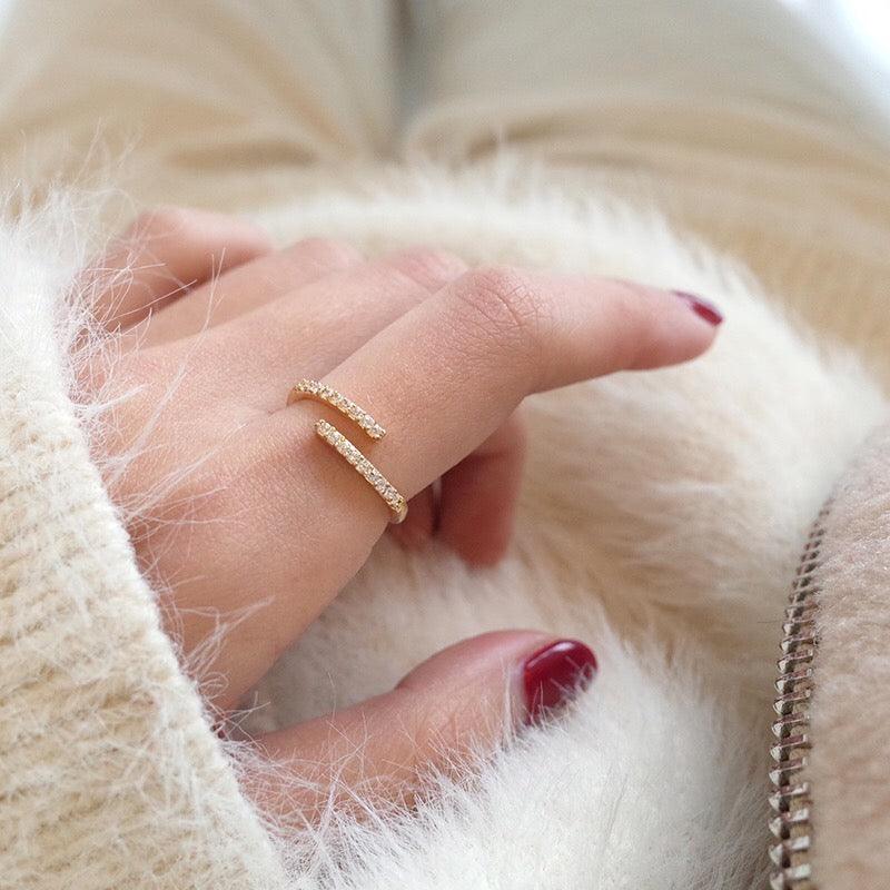 9 to 5 Ring - Shauna - Gold - Plated - Abbott Atelier