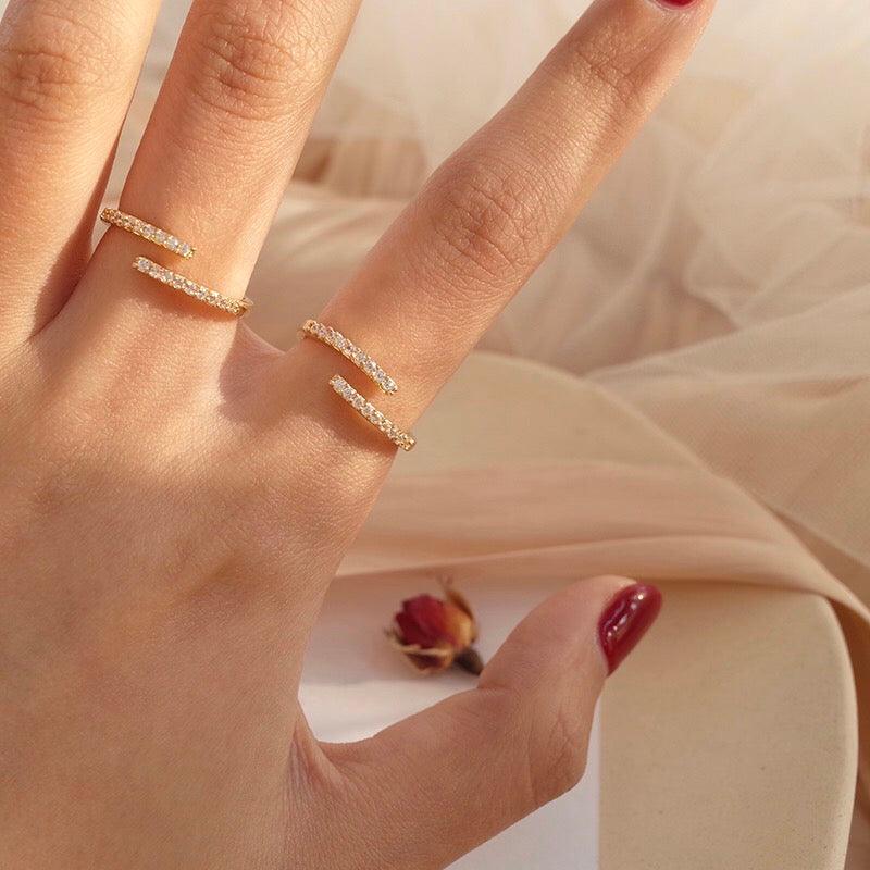 9 to 5 Ring - Shauna - Gold - Plated - Abbott Atelier