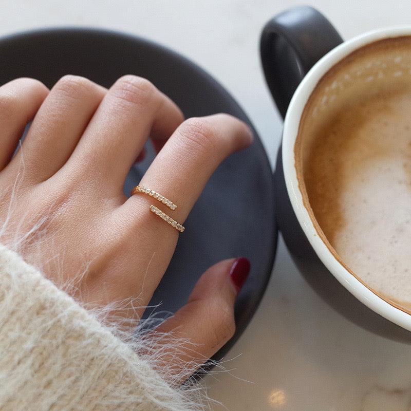 9 to 5 Ring - Shauna - Gold - Plated - Abbott Atelier