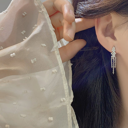 Isadora Chandelier Earrings in Silver