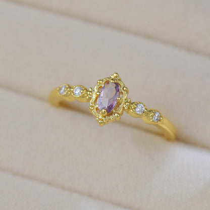 Heirloom Oval Amethyst Ring