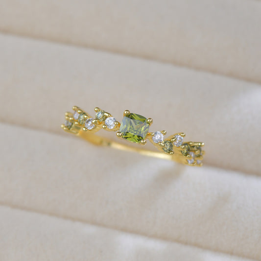 Verdant Poetry Ring in Gold
