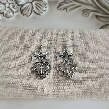 Abbey Heart Earrings - Hypoallergenic - Abbott Atelier
