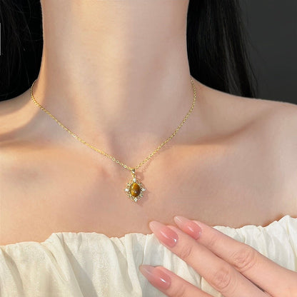 Amber Heirloom Necklace - Gold Plated - Abbott Atelier