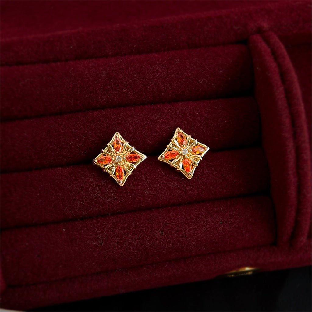 Amber Quatrefoil Earrings - Hypoallergenic - Abbott Atelier