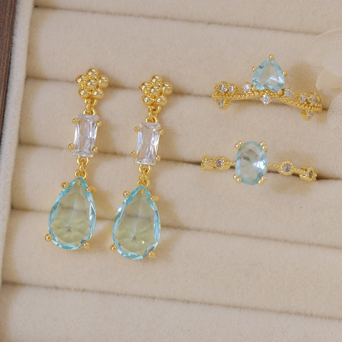 Ariel Daydream Earrings - Hypoallergenic - Abbott Atelier