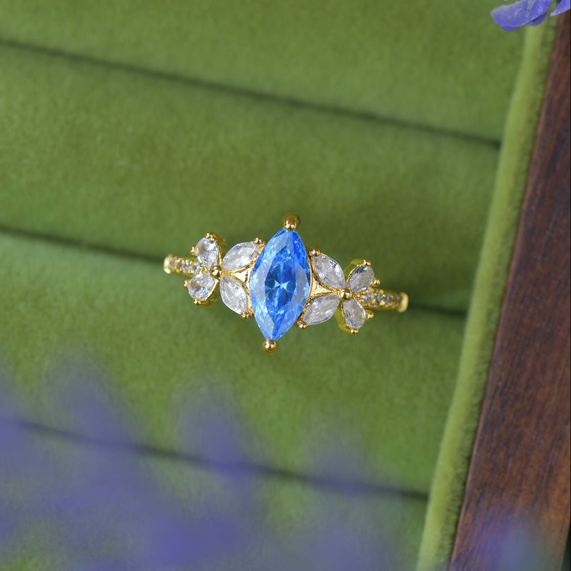 Azure Marquise Laurel Ring - Gold-Plated - Abbott Atelier