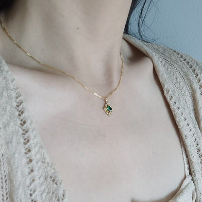 Baroque Emerald Necklace (Solid Silver) - Hypoallergenic - Abbott Atelier