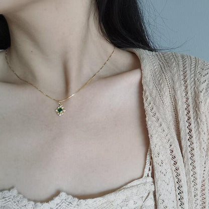 Baroque Emerald Necklace (Solid Silver) - Hypoallergenic - Abbott Atelier
