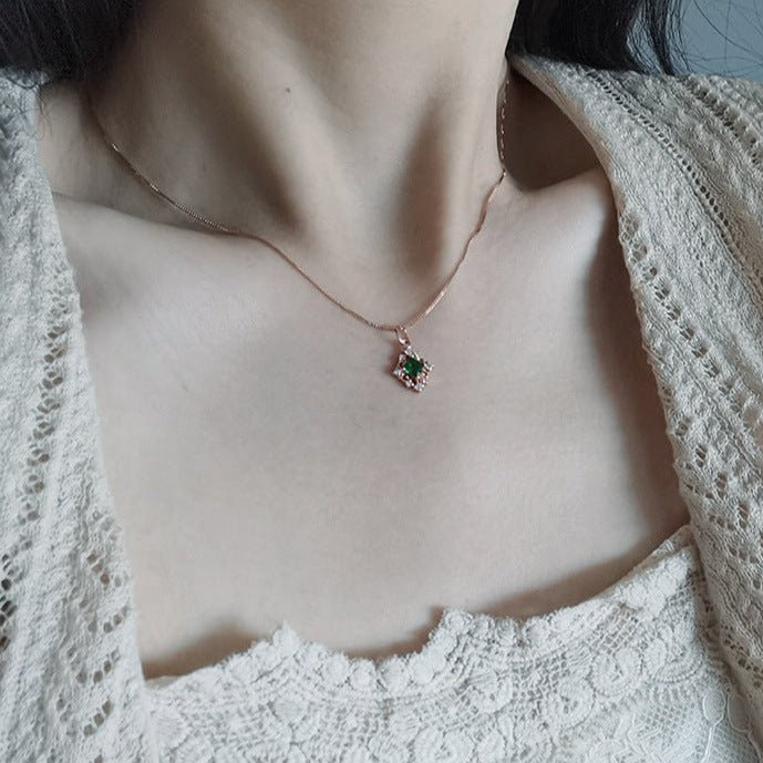 Baroque Emerald Necklace (Solid Silver) - Hypoallergenic - Abbott Atelier